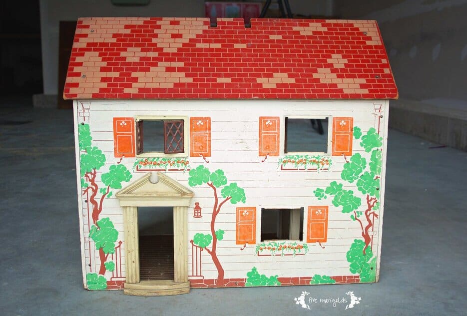 Old school online doll house